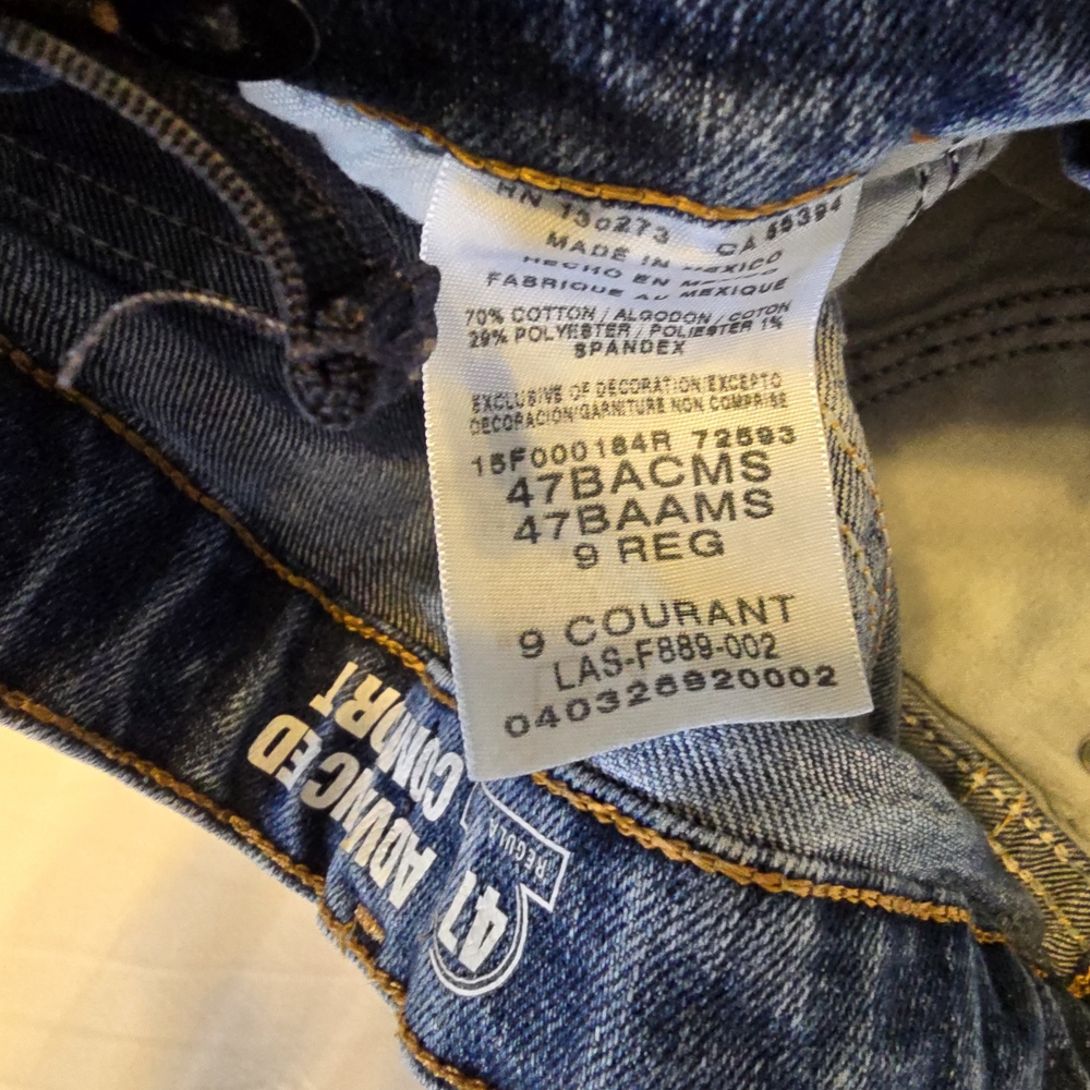 Wrangler Boys Classic Blue Jeans - Picture 3 of 4